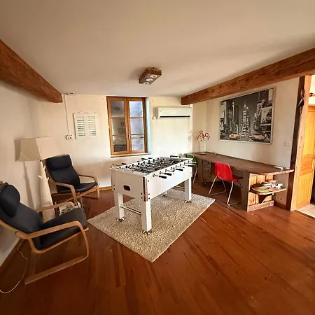 Maison De Ferme Au Calme Jusqu'à 10 Personnes Villa *