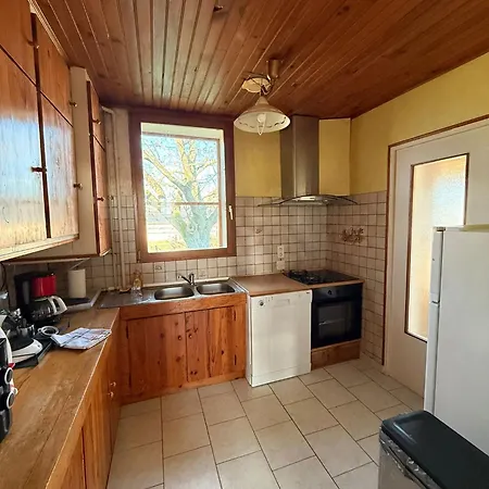 Maison De Ferme Au Calme Jusqu'a 10 Personnes Gannay-sur-Loire