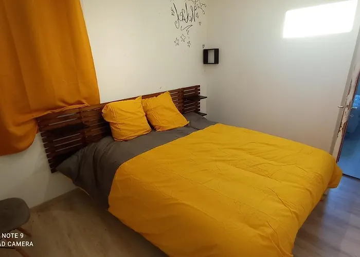 Вилла Maison De Ferme Au Calme Jusqu'a 10 Personnes