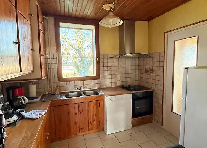 Maison De Ferme Au Calme Jusqu'a 10 Personnes Gannay-sur-Loire